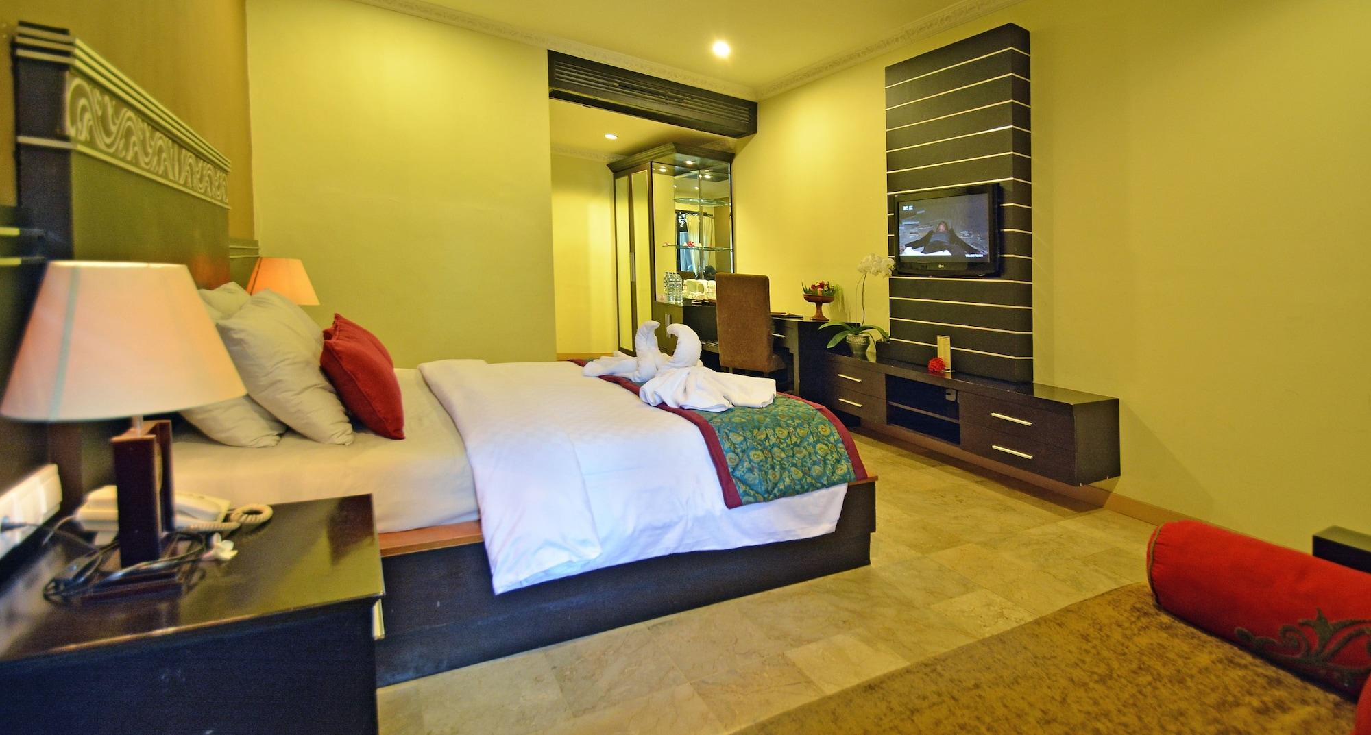 Puri Dewa Bharata Hotel & Villas Legian  Exterior photo