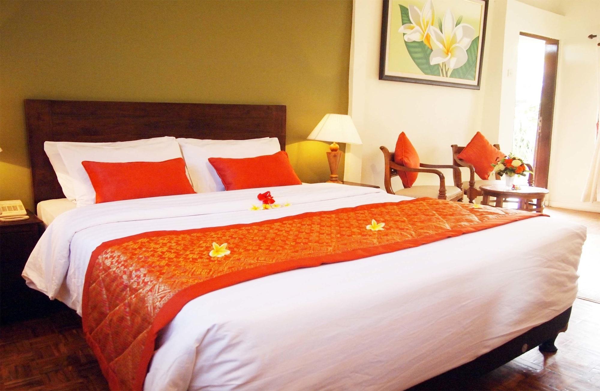 Puri Dewa Bharata Hotel & Villas Legian  Exterior photo