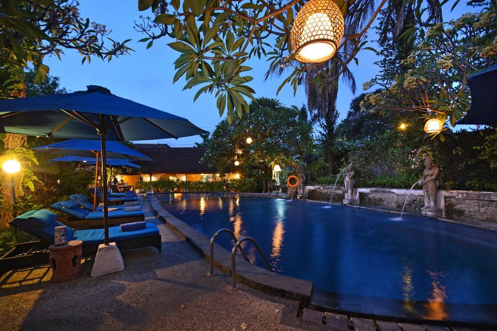 Puri Dewa Bharata Hotel & Villas Legian  Exterior photo