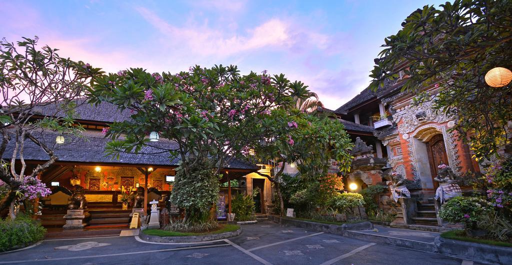 Puri Dewa Bharata Hotel & Villas Legian  Exterior photo