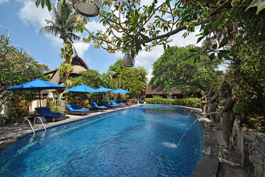 Puri Dewa Bharata Hotel & Villas Legian  Exterior photo